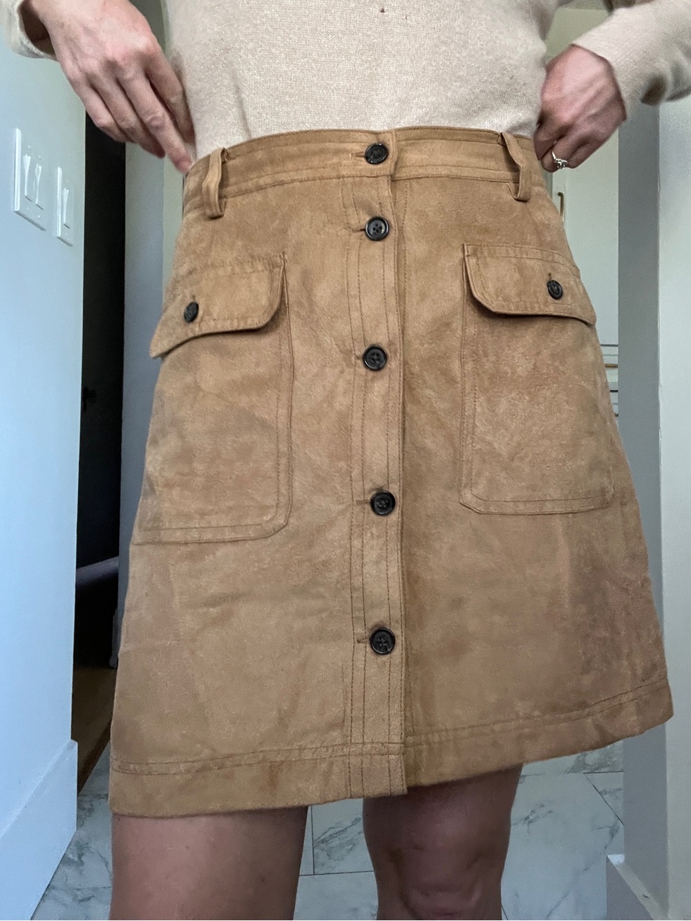 Banana Republic Camel vegan Suede Button-Front Mini Skirt
